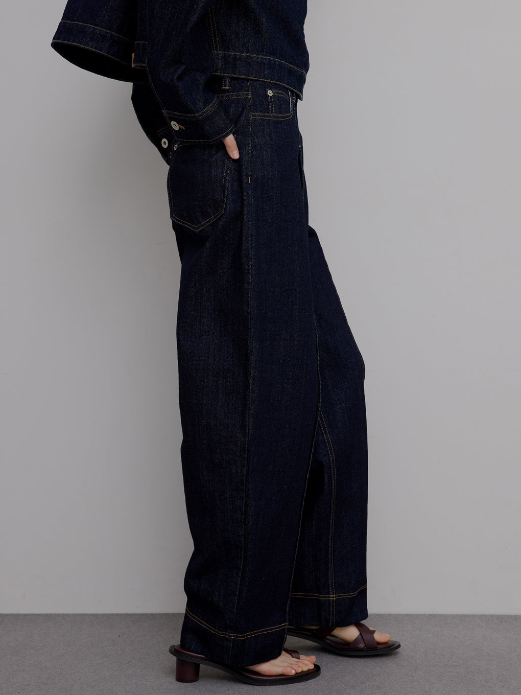 JAPAN MADE CURVE DENIM PANTS