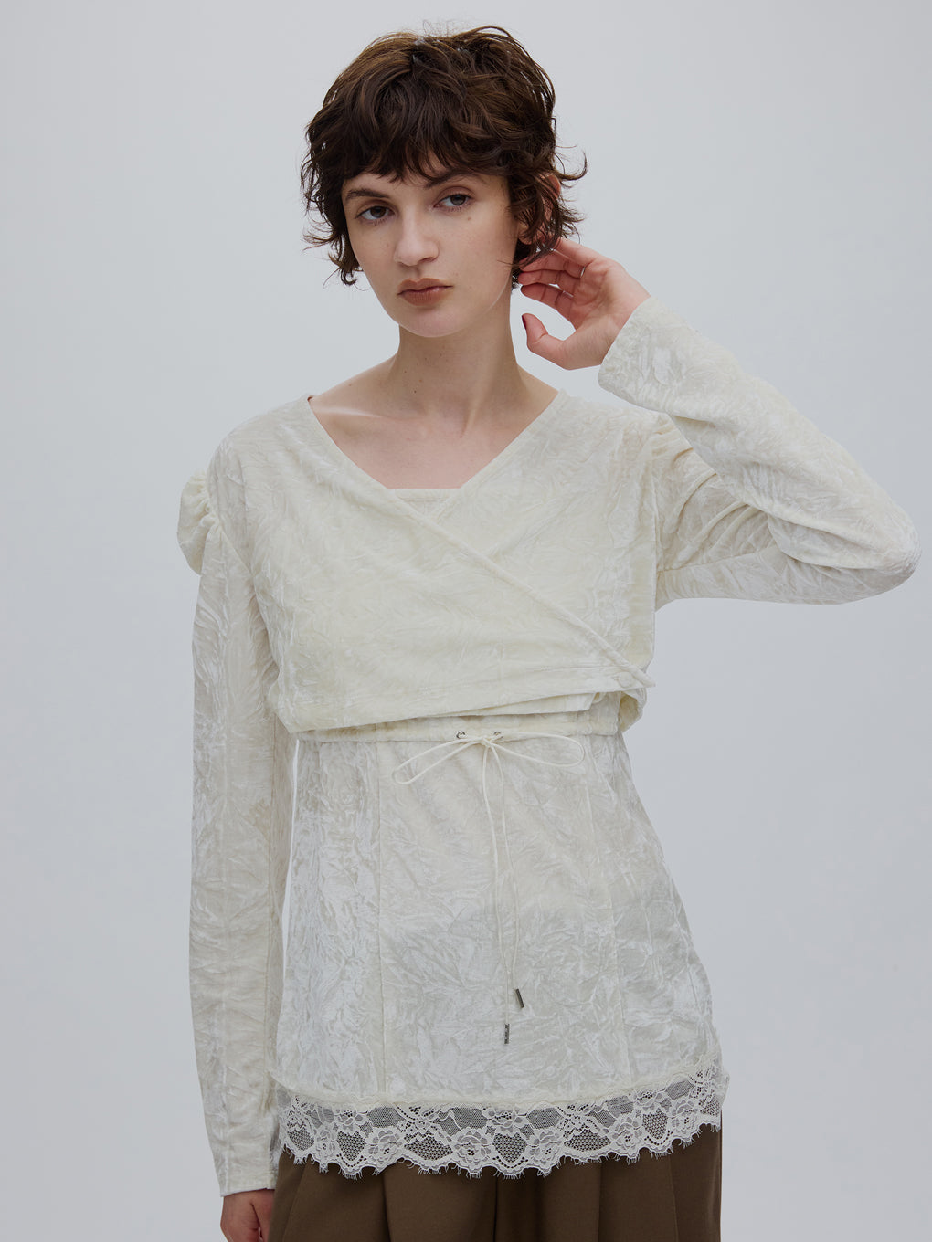 VELOUR LAYERED CUT TOP