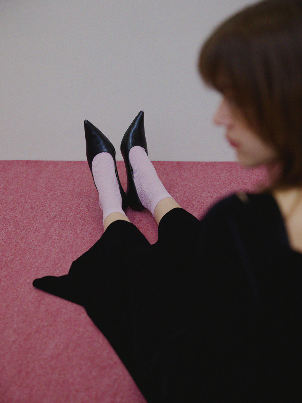 UND OFF SHOULDER VELOUR CARDIGAN SET DRESS