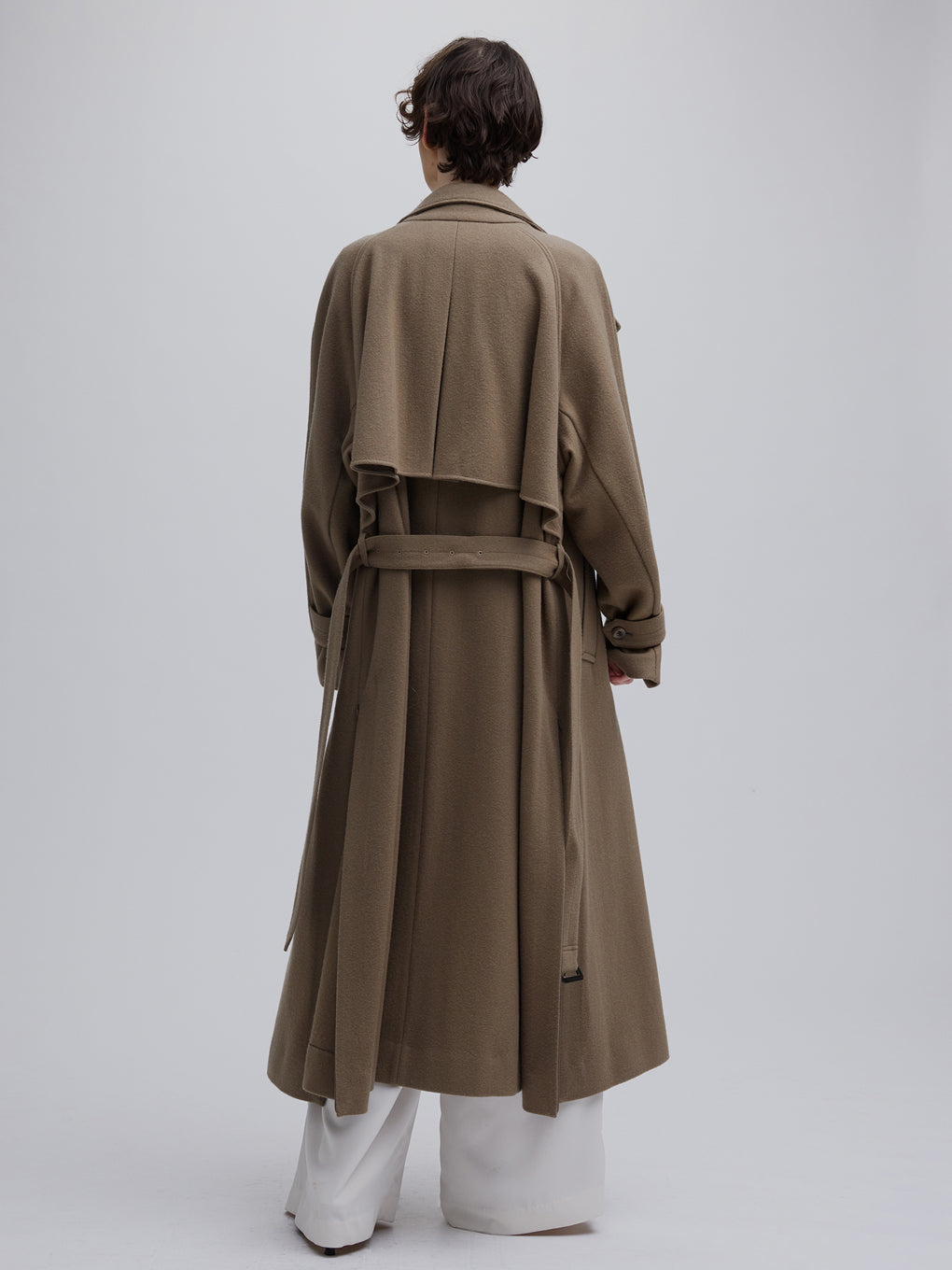 UND WOOL ASYMMETRY STAND COLLAR COAT