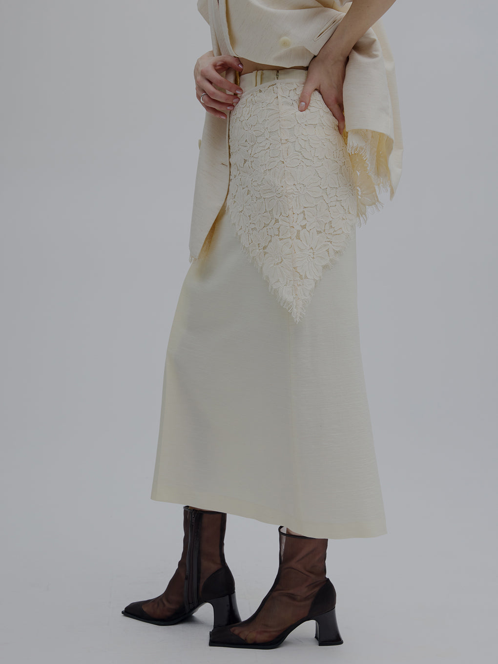 MELANGE STRAIGHT SKIRT WITH LACE SCARF