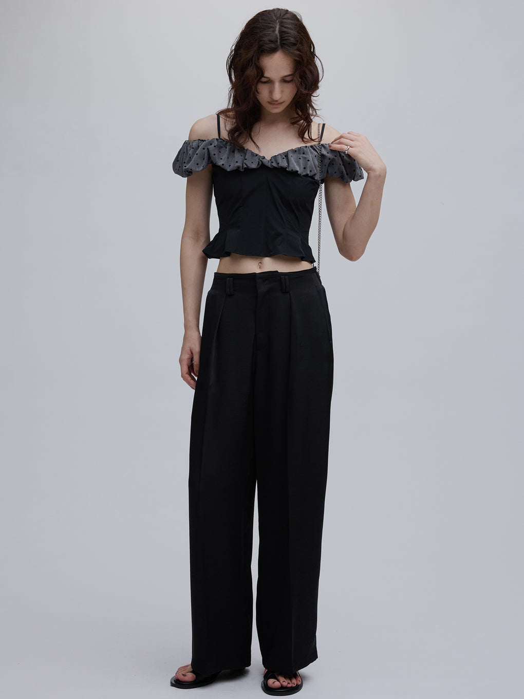 OFF SHOULDER COMPACT PUFF TOP