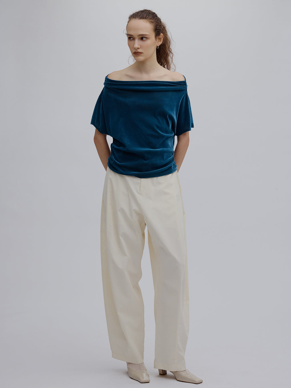 CURVE CIRCLE PANTS