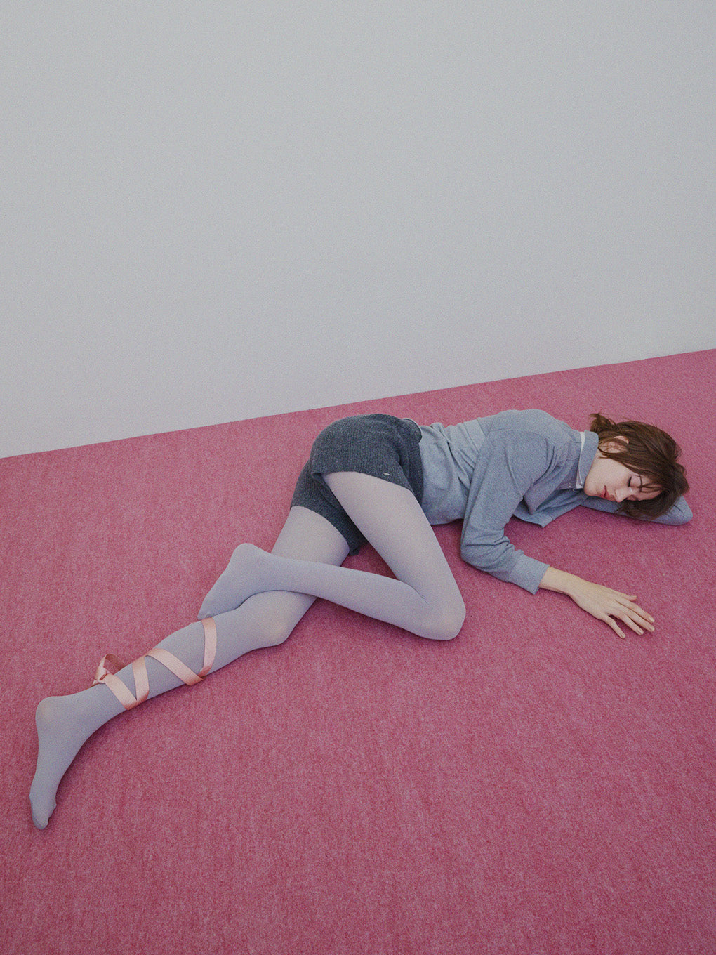 UND BOX SHOULDER CUT TOP