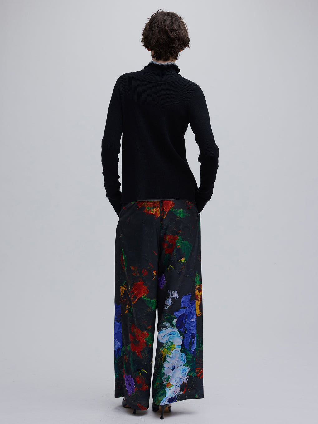 UND WHIPPED FLOWER PANTS