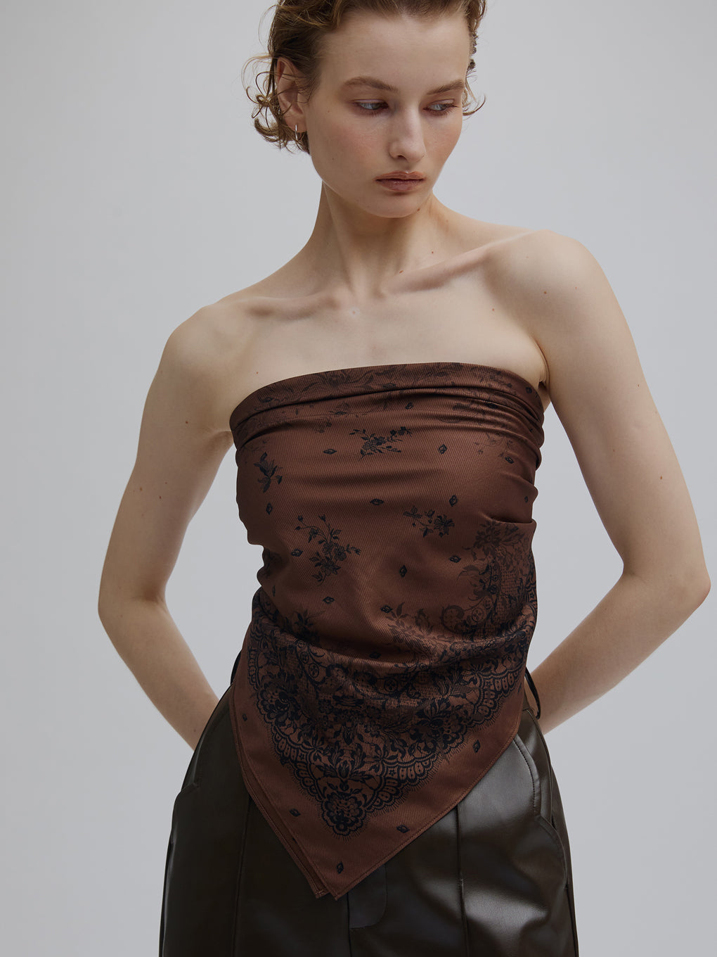 FLORAL LACE PRINT SCARF
