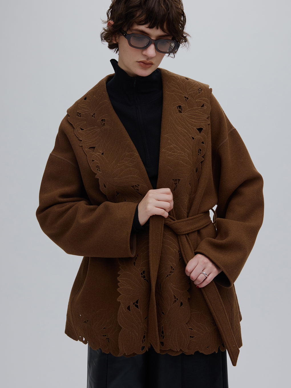 WOOL EMBROIDERY GOWN COAT