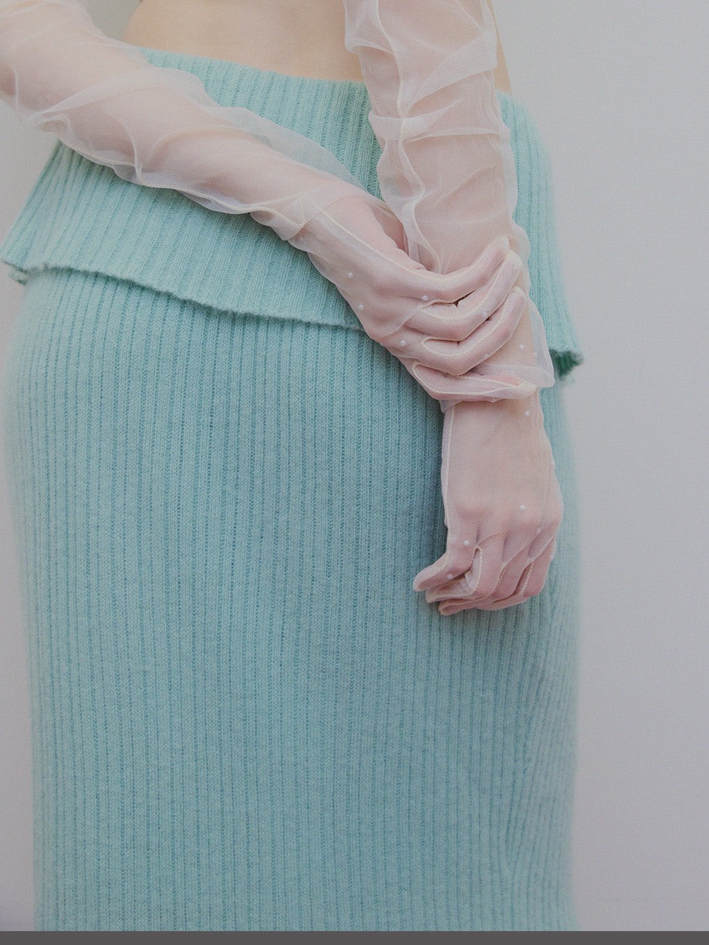 UND RACCOON BLEND KNIT SKIRT