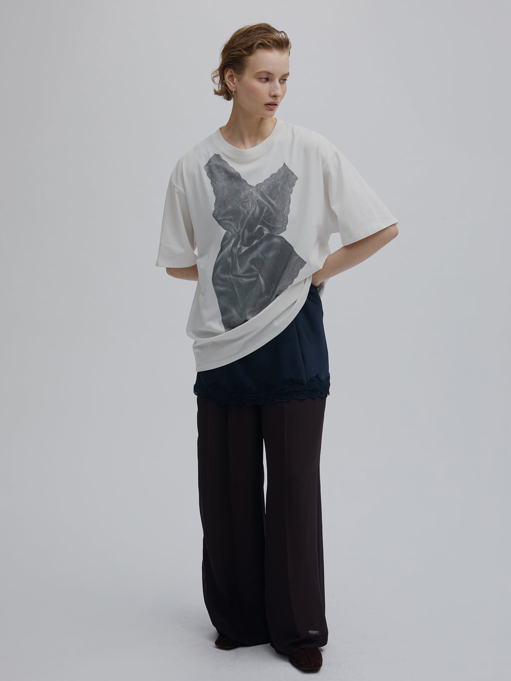 LACY SATIN PRINT TEE