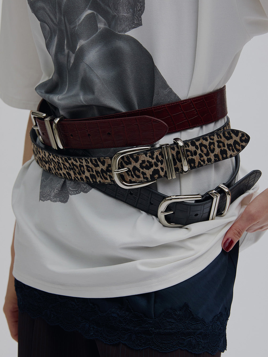 BOLD BUCKLE WIDE BELT