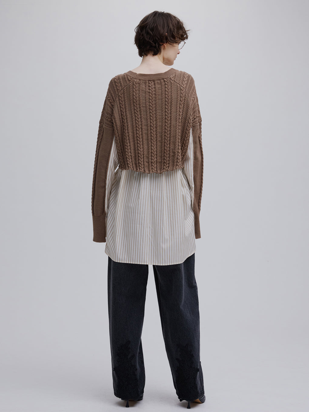 UND WIDE TUCK LACE DENIM PANTS