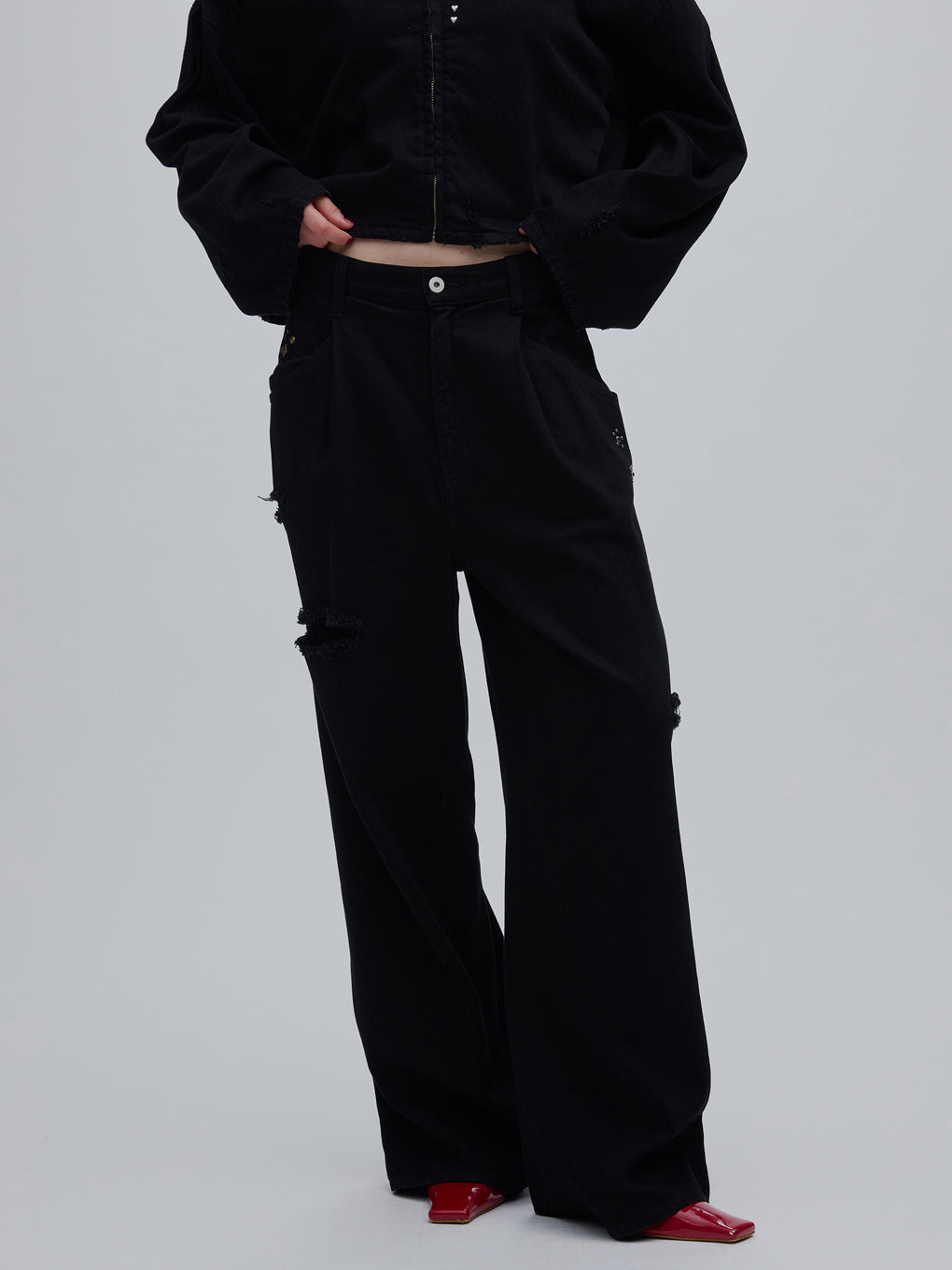 TATTOO STUDS DENIM PANTS