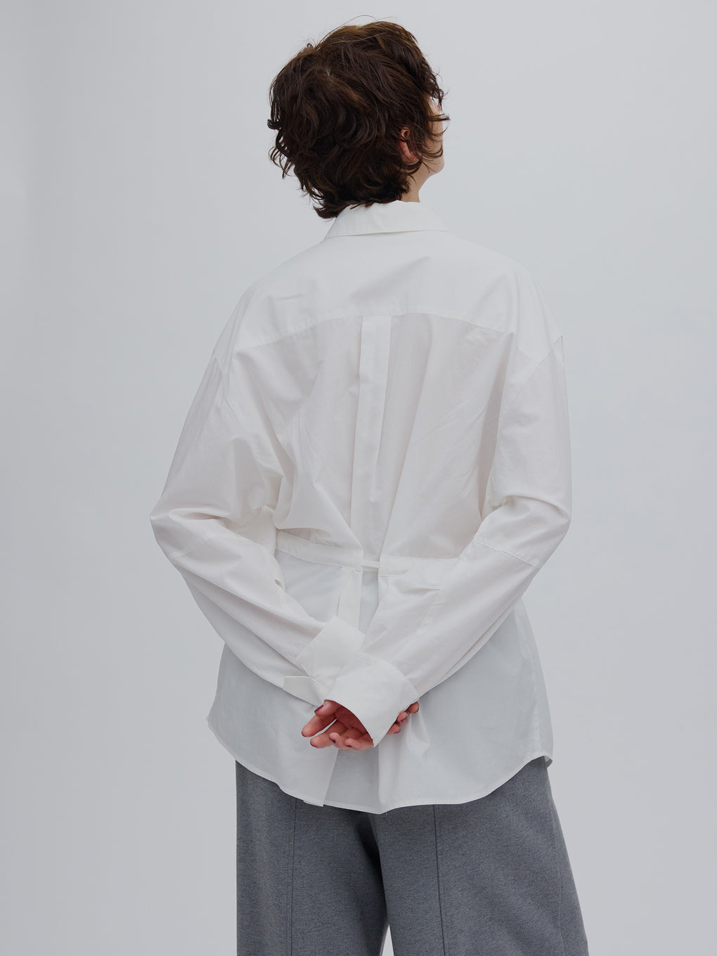 VOLUME SLEEVE DRAWSTRING SHIRT