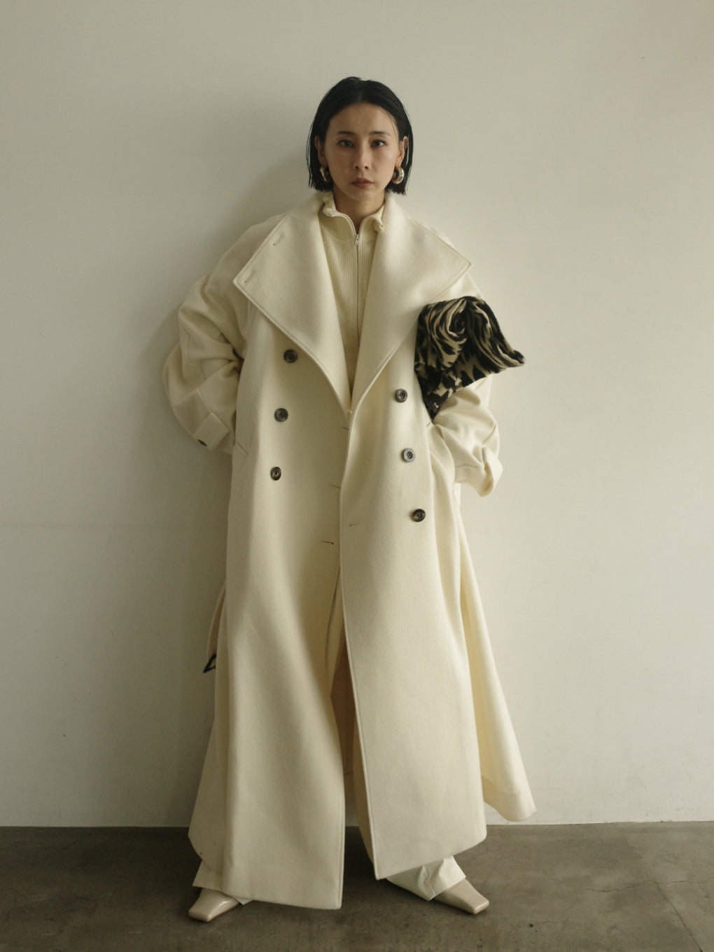 WOOL ASYMMETRY STAND COLLAR COAT