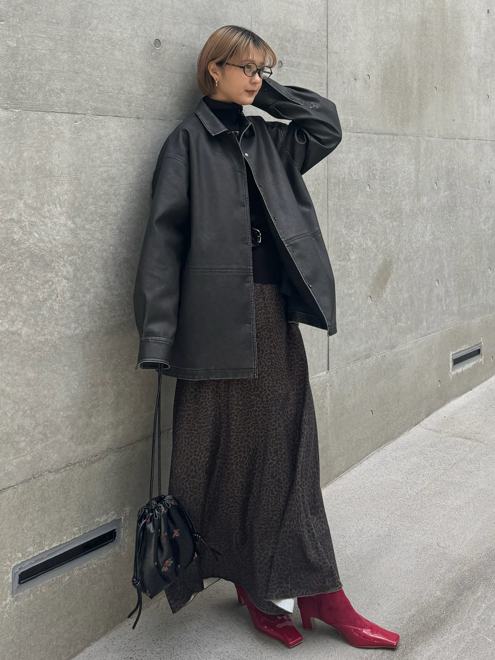 PINTUCK SYNTHETIC LEATHER SHIRT