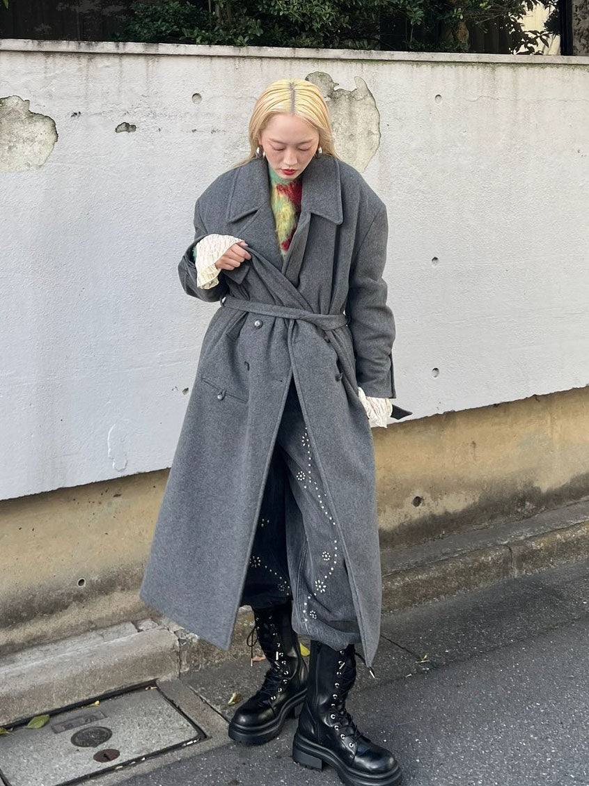 WIDE SHOULDER WOOL CHESTER COAT