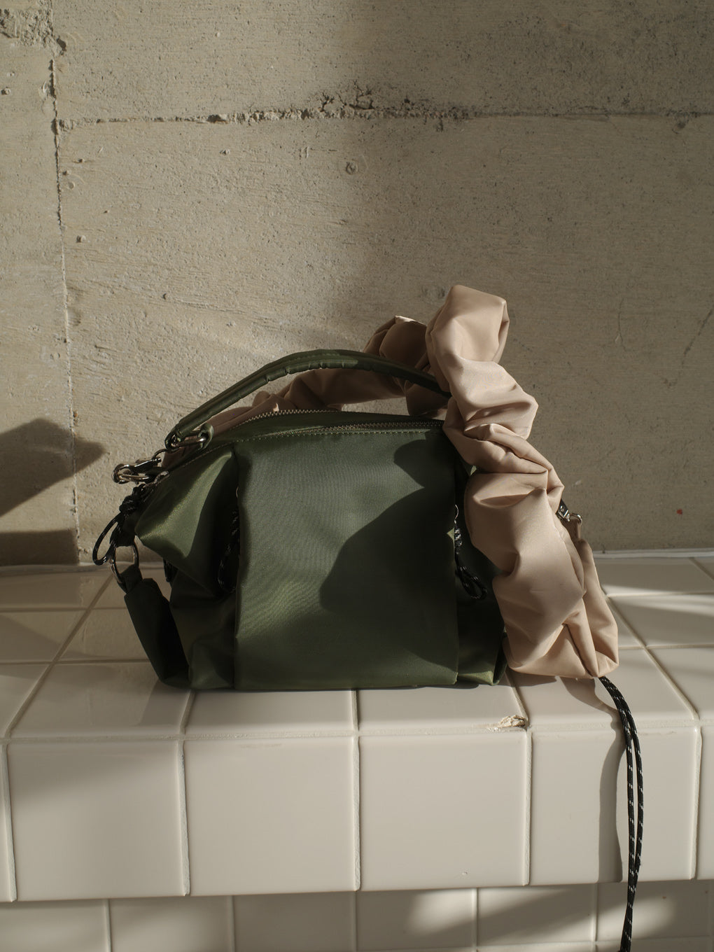 MEDI PUFFY TWIN FORM NYLON BAG