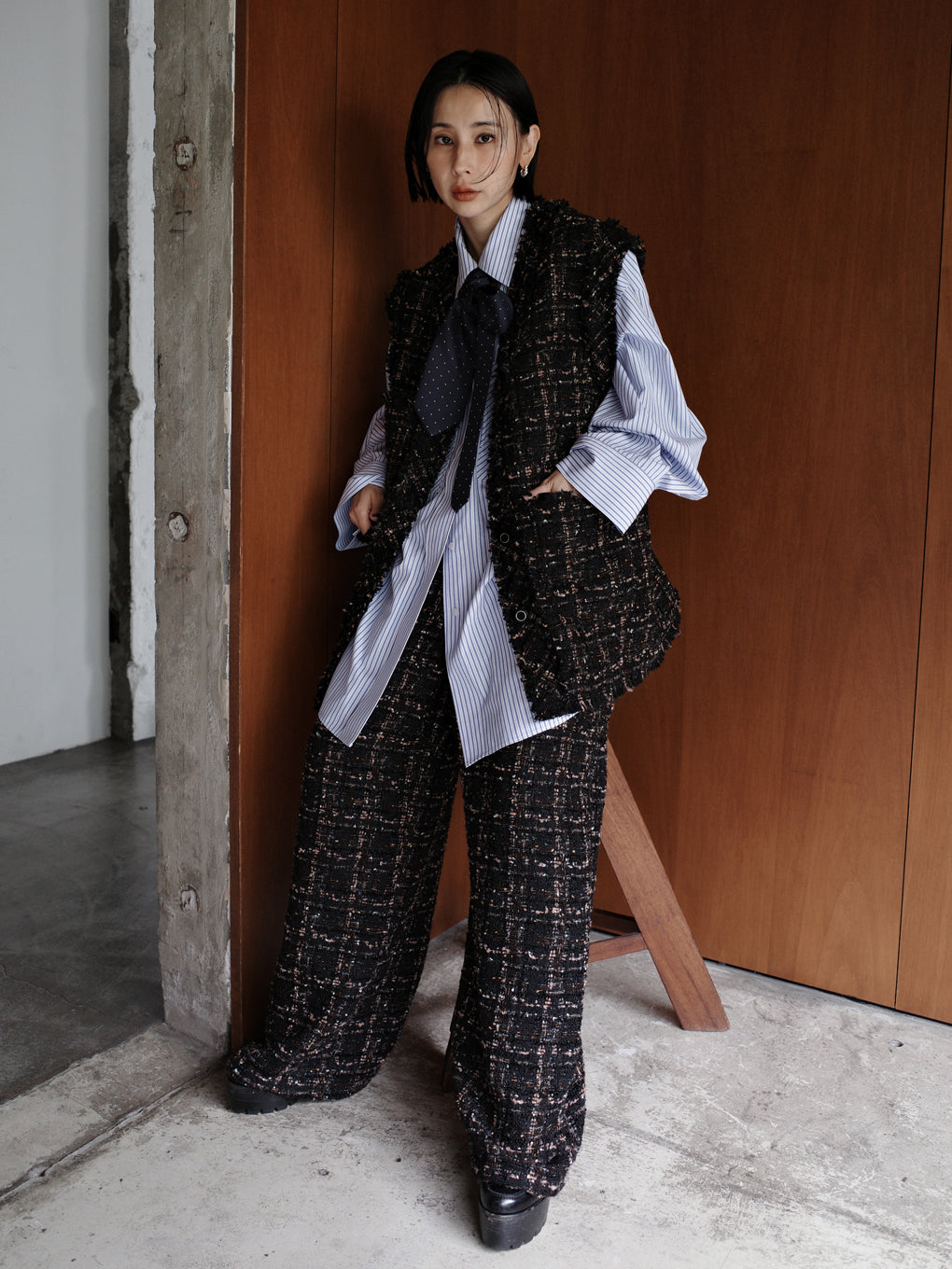 UND TEXTURE TWEED VEST