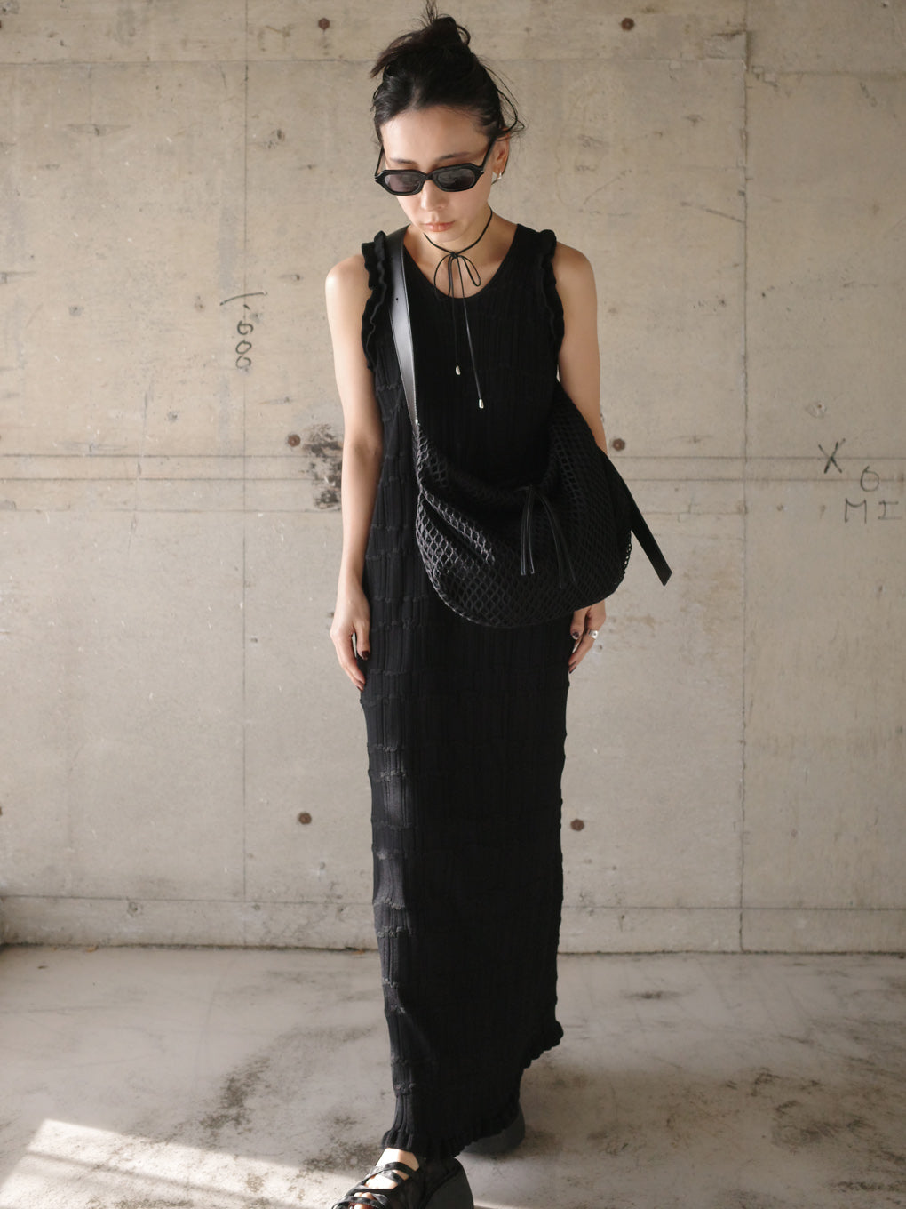 MEDI 2WAY WAVY FRILL KNIT DRESS