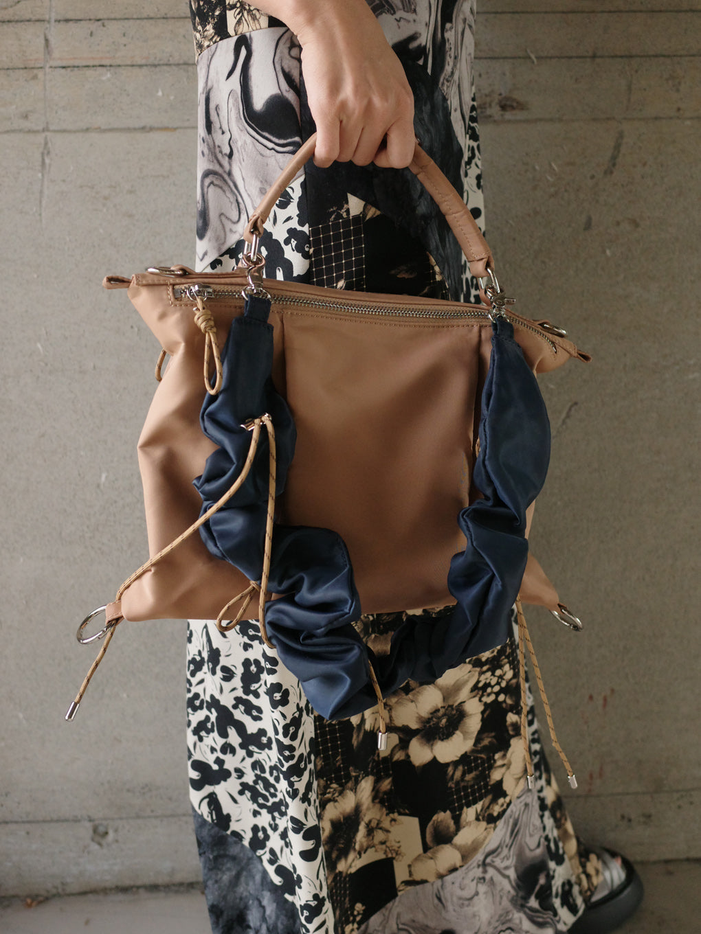 MEDI PUFFY TWIN FORM NYLON BAG