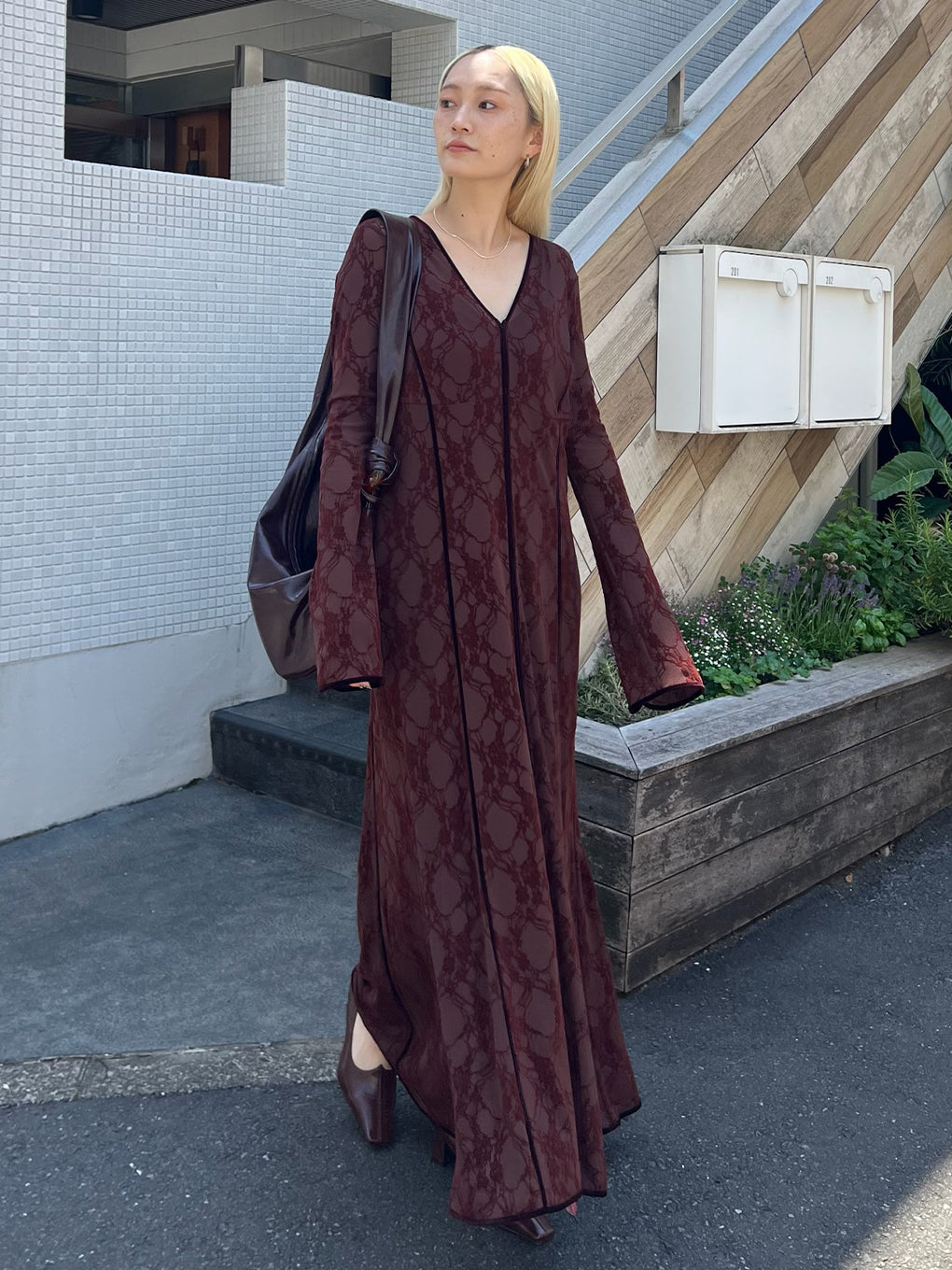 DRESSES