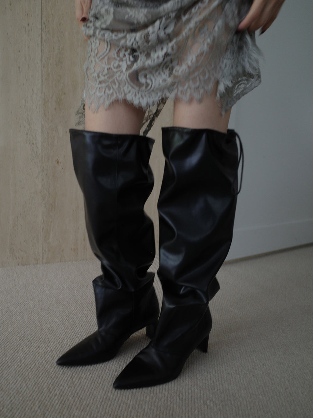 WIDE BAGGY BOOTS
