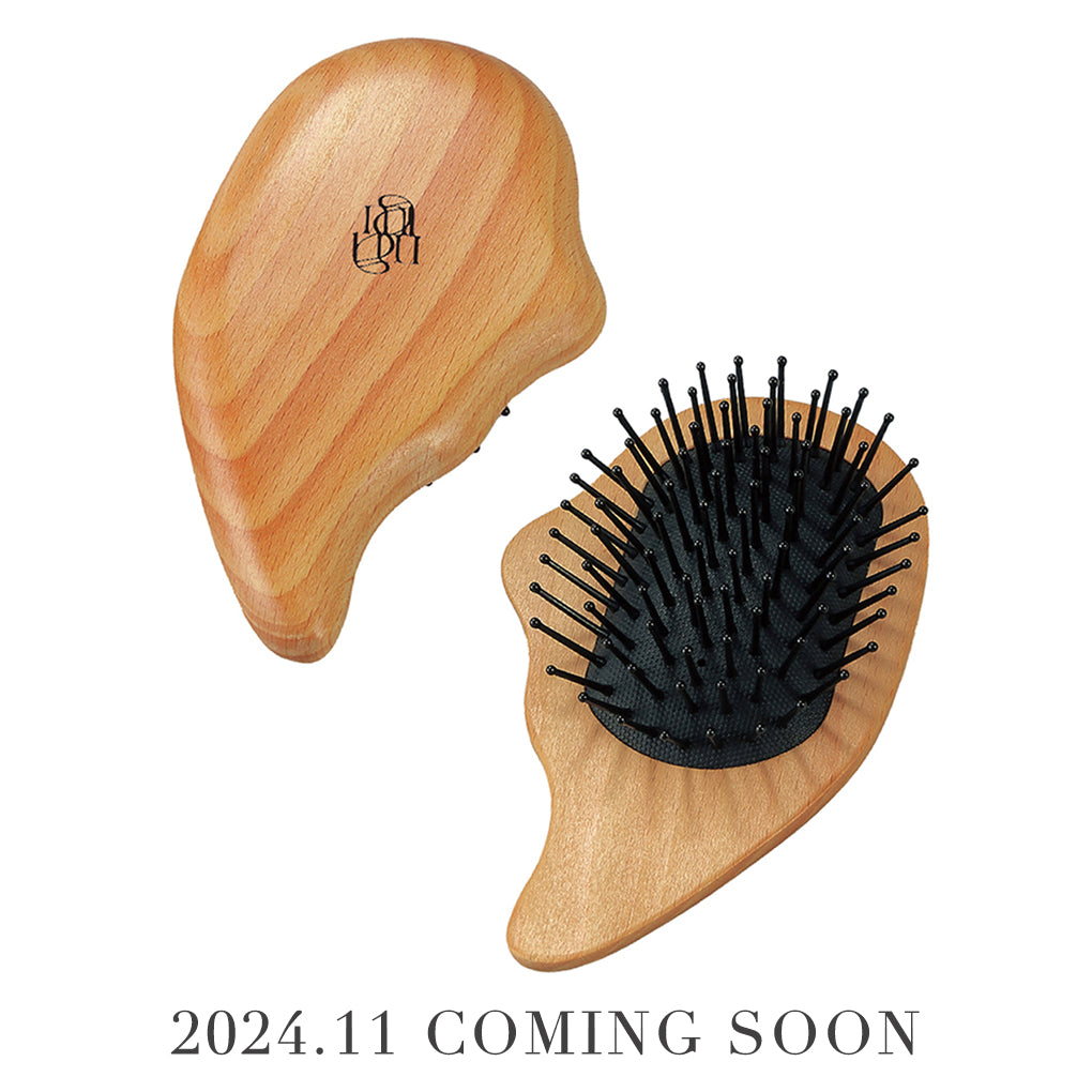 NATURAL WOOD GUASHA BRUSH